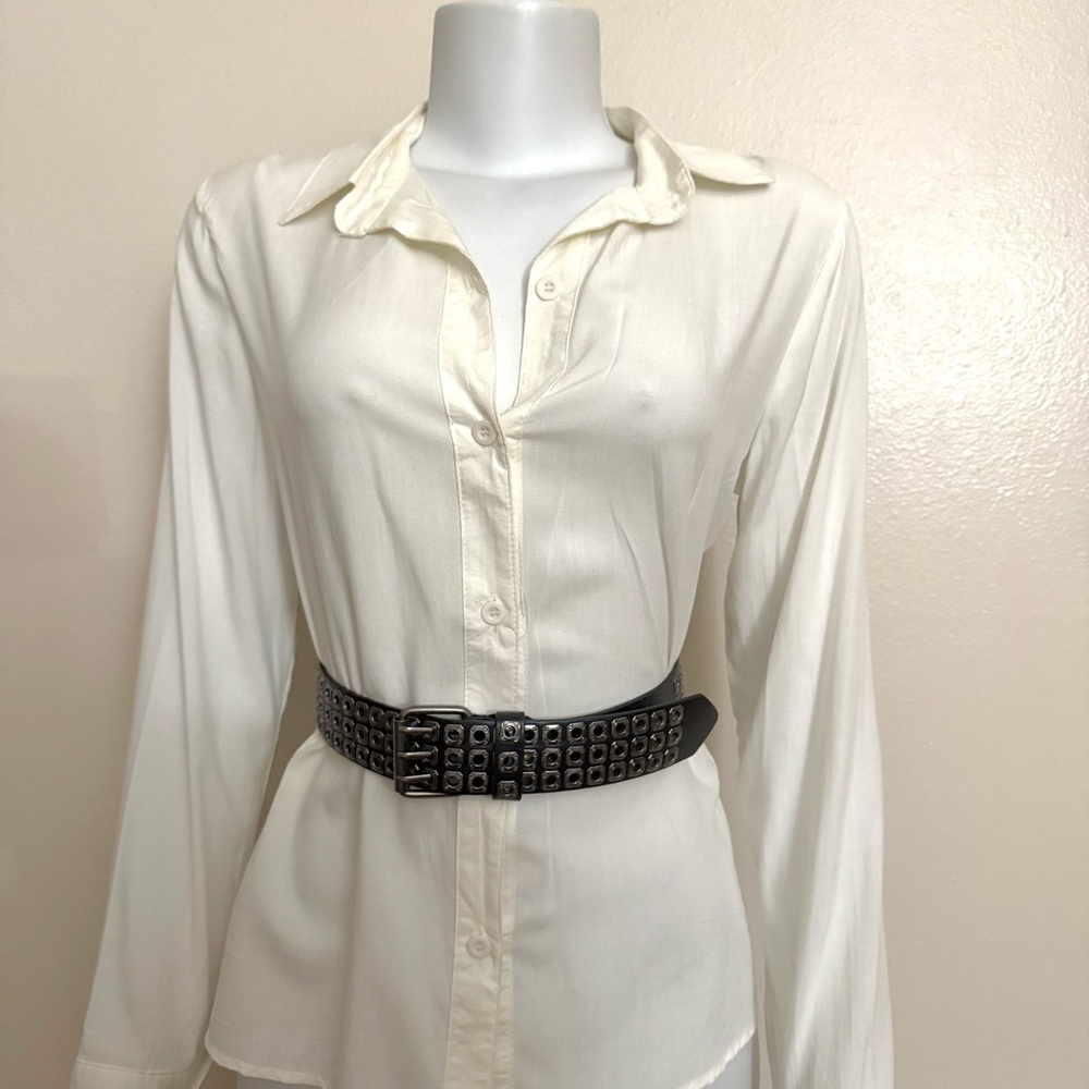 Black PU leather three row grommet belt - Picture 3 of 8